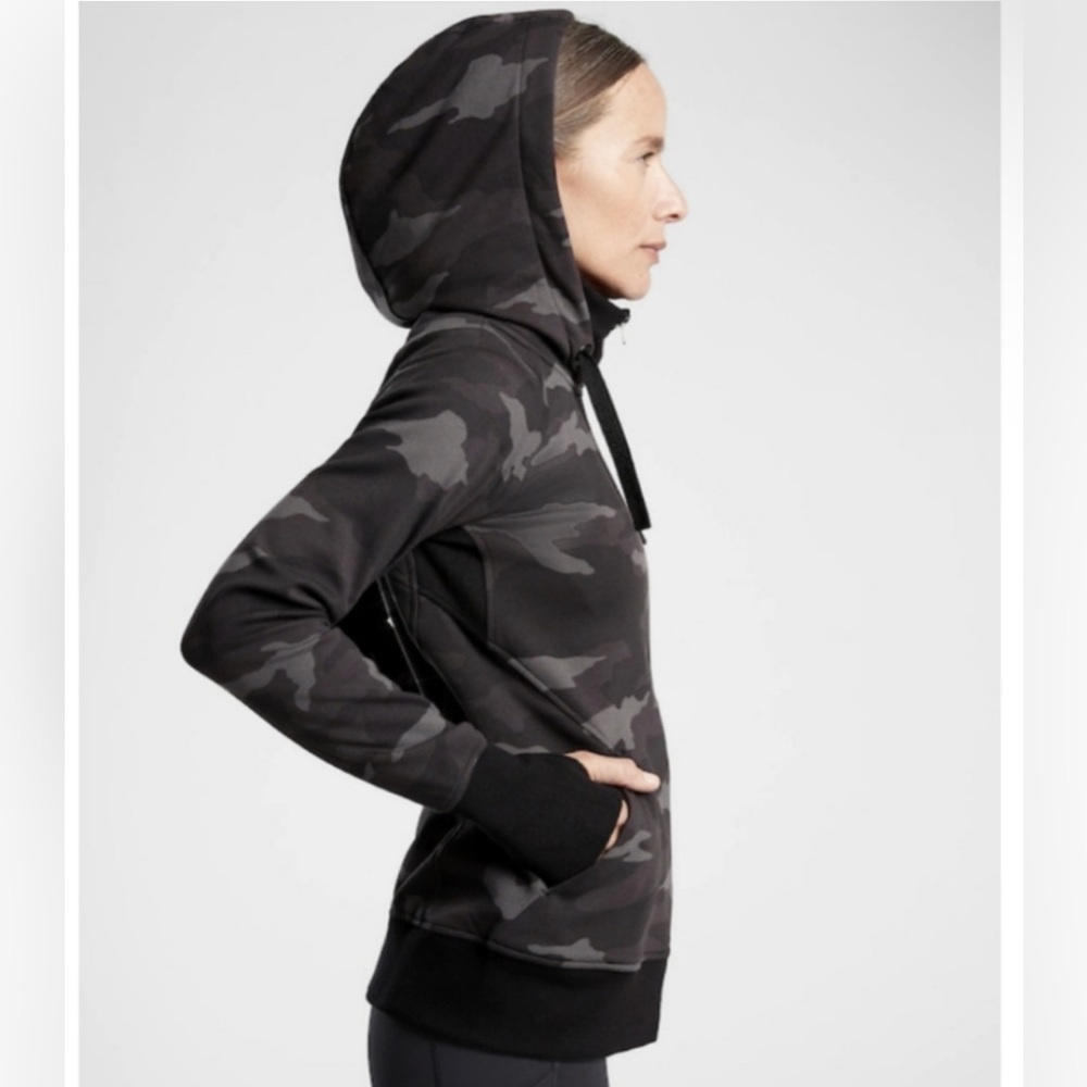 Athleta Triumph Printed Hoodie Sweatshirt Black Camo Zip Jacket